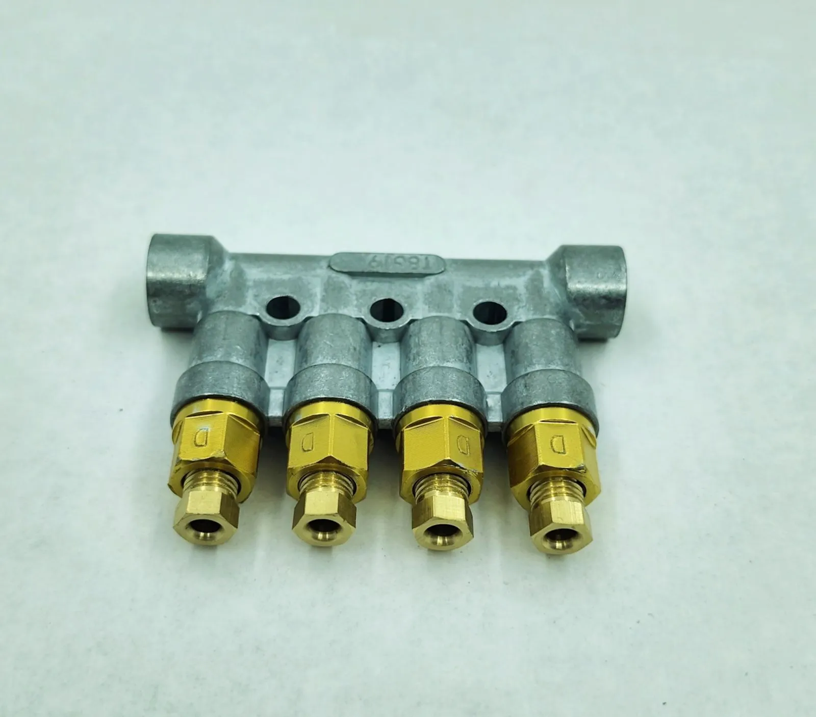 Cnc Yağ Dağıtıcı  T-86 DOZAJLAMALI 4 lü