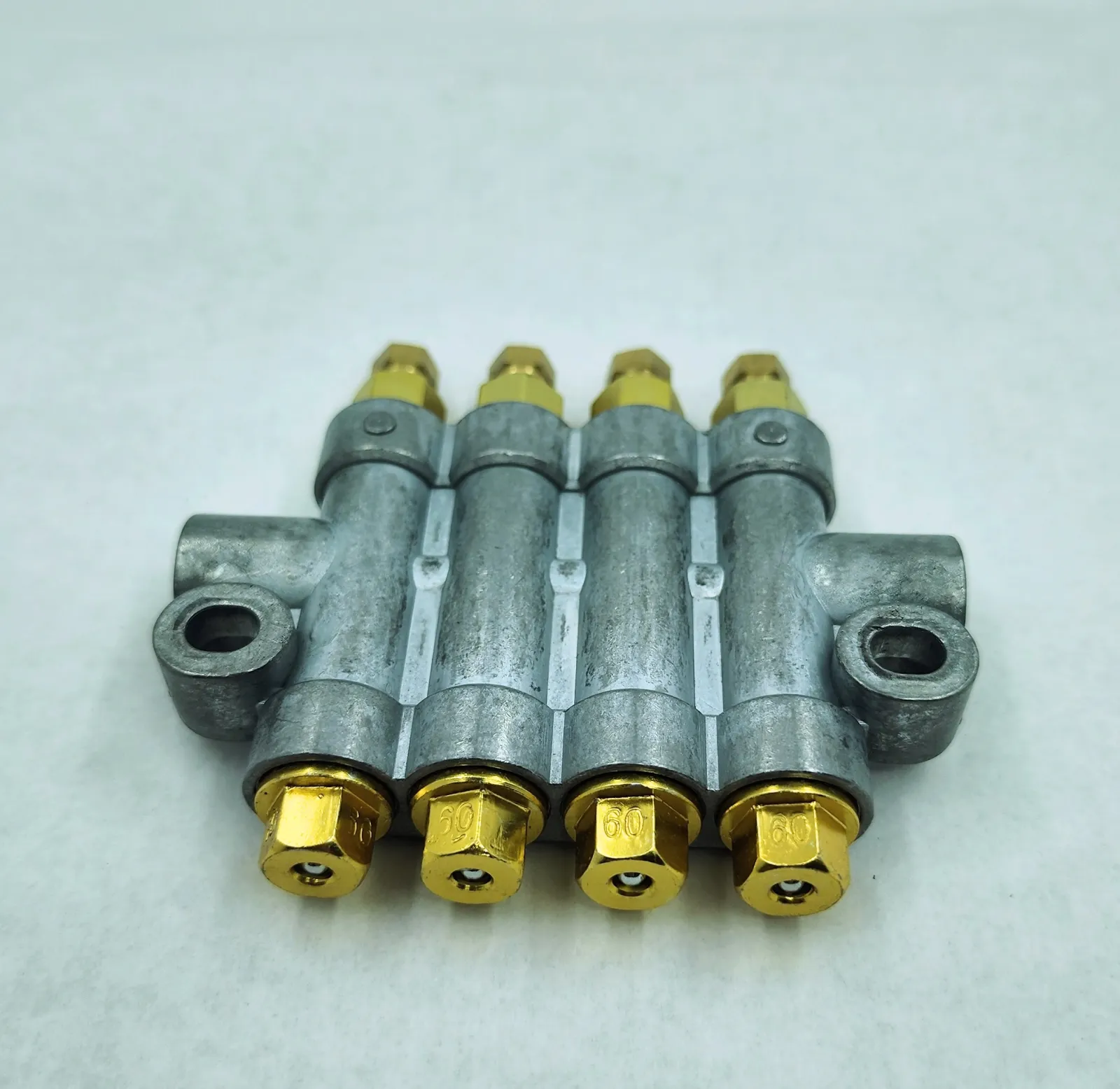 Cnc Yağ Dağıtıcı. ZLFG- 4 lü  İĞNELİ PİSTONLU