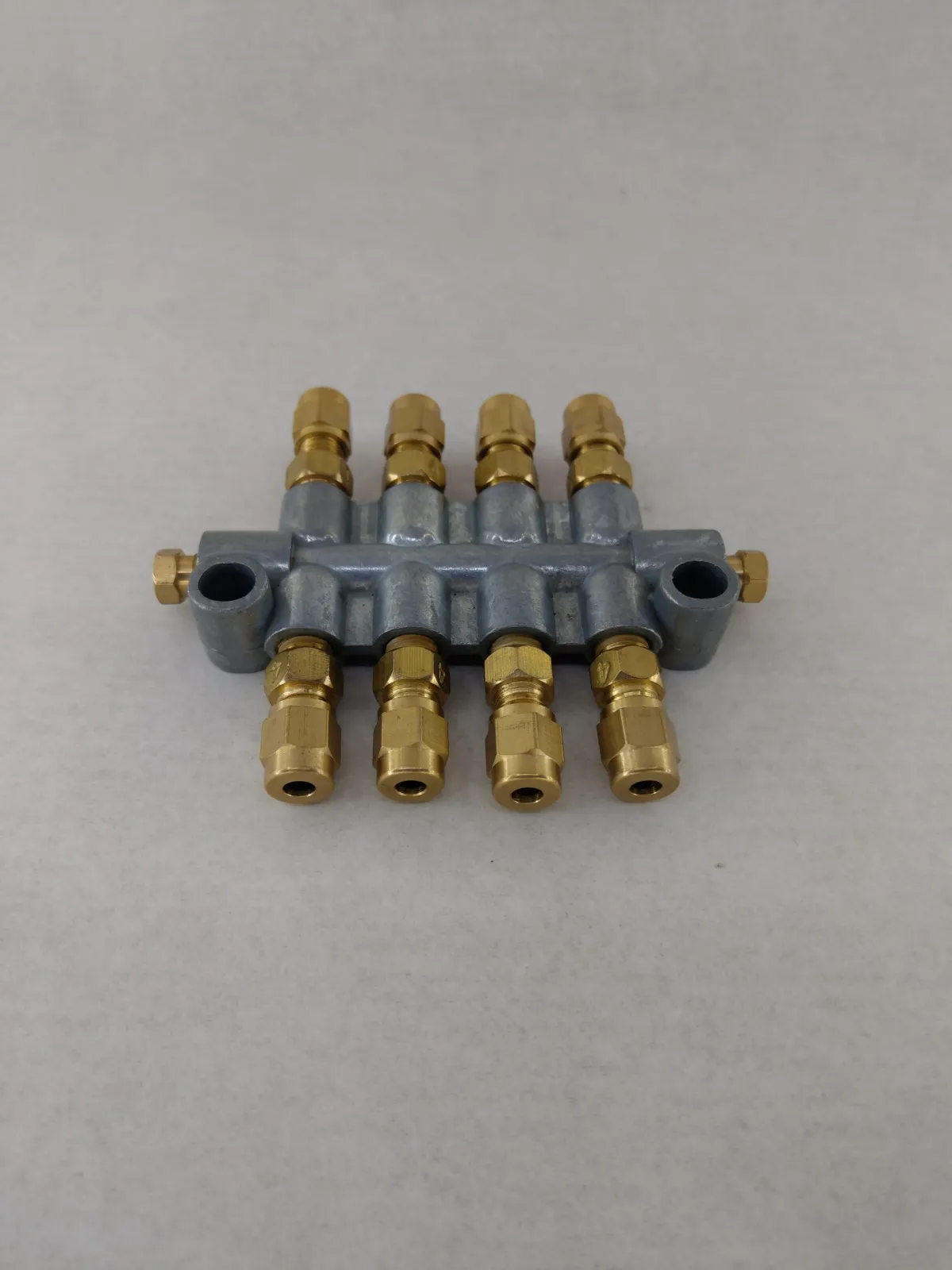 CNC YAĞLAMA DAĞITICILARI,   YAĞ DAĞITICI DİSTRİBÜTÖR